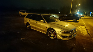 Mitsubishi Galant sport. (4 foto / 12)