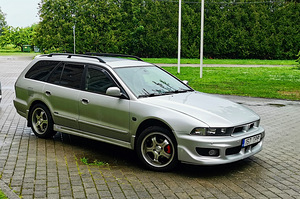 Mitsubishi Galant sport. (2 foto / 12)