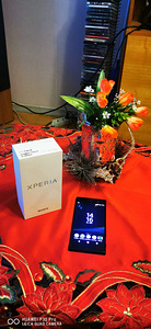 Telefon Sony Experia XZ (3 foto / 3)