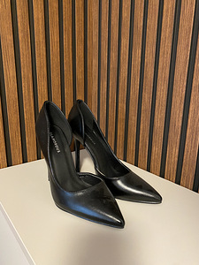 Naiste kingad / s.38 (1 foto / 2)