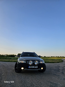 Volvo XC70 2.4 D5 (3 foto / 15)