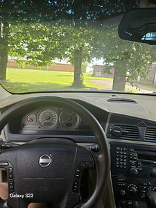 Volvo XC70 2.4 D5 (8 foto / 15)