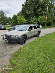 Volvo XC70 2.4 D5 (5 foto / 15)