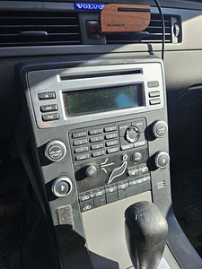 Volvo V70 (11 foto / 12)