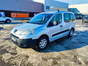 Peugeot Partner 1.6, 55kW, 2011 aasta (2 foto / 13)