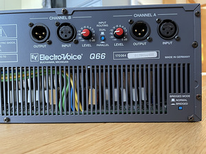 Electro-Voice EV Q66 2-Channel Power Amplifier (5 foto / 6)