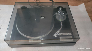 YAMAHA YP-D7 vinüülplaadimängija