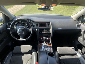 Audi q7 3.0tdi 171kw 7kohta (9 foto / 15)