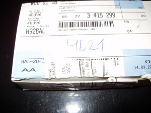 BMW X3 Airbagi ukse sensor (2 foto / 3)