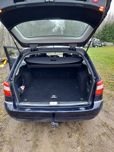Mercedes Benz E200 tdi 2010 (4 foto / 10)