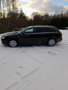 Audi A4 b8 2.0 tdi 103kw (4 foto / 13)
