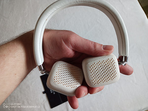 Harman Kardon Soho bluetooth kõrvaklapid. UUS! (1 фото из 9)