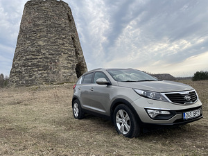 KIA SPORTAGE (2 фото из 8)