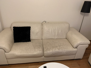 Кожанные диваны 3+2 (2 фото из 2)