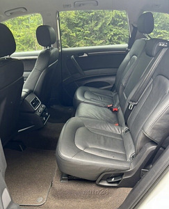 Auto audi Q7 2014 (8 foto / 15)