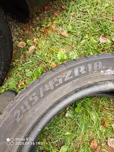 245/45R18 (2 фото из 3)