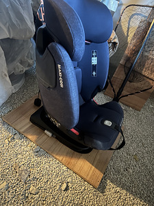 Maxi Cosi Titan Pro 9-36 kg (2 foto / 3)