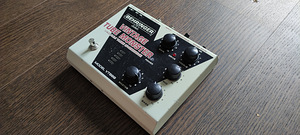 Гитарный блок Behringer Vintage Tube Monster (2 фото из 5)