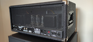Усилитель Ampeg SVT Classik для бас-гитары (6 фото из 8)