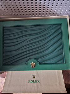 Коробка для часов Rolex (2 фото из 3)
