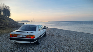 Audi 100 2.3E 100kw ÜV 08.25 (3 foto / 10)