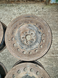 Plekkvelg Toyota (4 foto / 6)