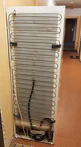 Холодильник Electrolux (3 фото из 3)