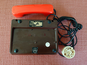 Tesla Stropkov telefon, oranž 1983.a (3 foto / 4)