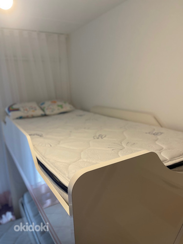 Детская кроватка-трансформер, 3 спальных места с матрасами (фото #4)