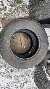 Continental Ice Contact 2 (4 tk) 255/65R17 (6-7mm) (7 foto / 7)