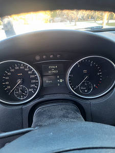 Mercedes-benz Ml320 (5 foto / 10)