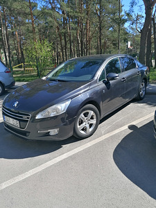 Продажа автомобиля (1 фото из 8)