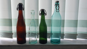 Старые бутылки из под пива