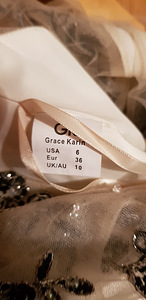 Платье нарядное новое (3 фото из 3)