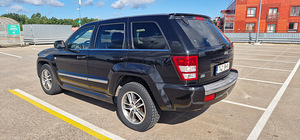 Jeep Grand Cherokee Limited (3 foto / 13)