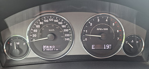 Jeep Grand Cherokee Limited (13 foto / 13)