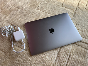 Apple MacBook Air Retina 13" 2019 i5/8GB RAM/128GB SSD MacOS (9 foto / 10)