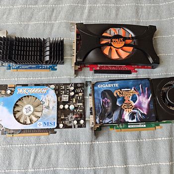 Комплект видеокарт 8800 GT, NX7600GT, GTS 450, 8400 GS