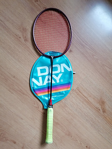 Sulgpallireket Yonex B750 (1 foto / 1)