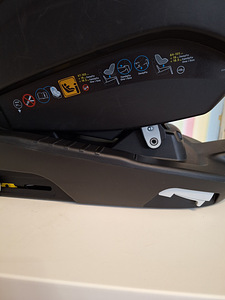 Turvatool Maxi-Cosi i-Size R129 + isofix alus (7 foto / 7)