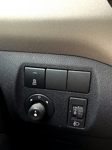 Citroen Berlingo (8 фото из 10)
