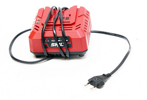 Skil Charger (2 foto / 2)