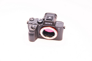 Sony A7 III (2 фото из 2)