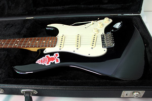 Fender 60th Anniversary American Standard Stratocaster (3 foto / 5)