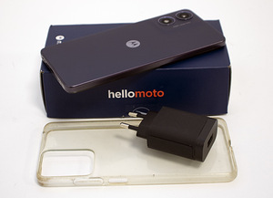 Motorola Moto G04s 64GB (3 foto / 3)