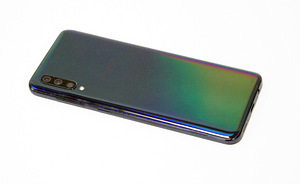 Samsung Galaxy A50 128GB (2 foto / 3)