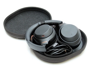 Sony WH-1000XM4 (2 foto / 2)