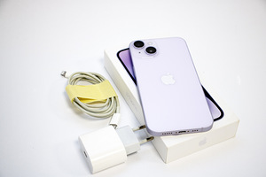 Apple iPhone 14 128GB (3 foto / 3)