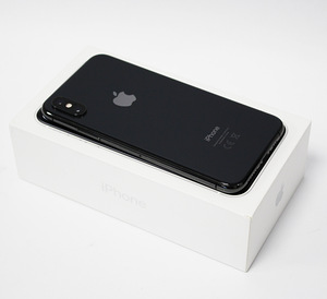 iPhone XS 64GB (3 foto / 3)