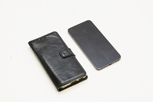 Samsung Galaxy S23 128GB (3 foto / 3)